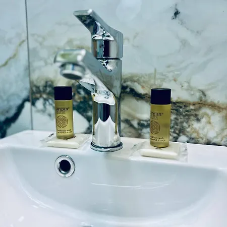 Nj Deluxe Apartament Varna