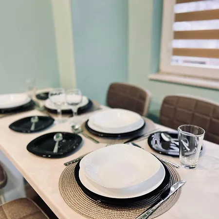 Nj Deluxe Apartament *