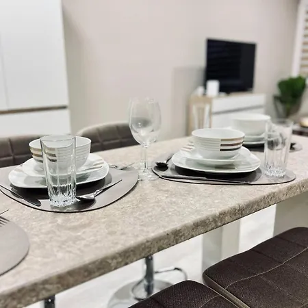 Nj Deluxe Апартамент *